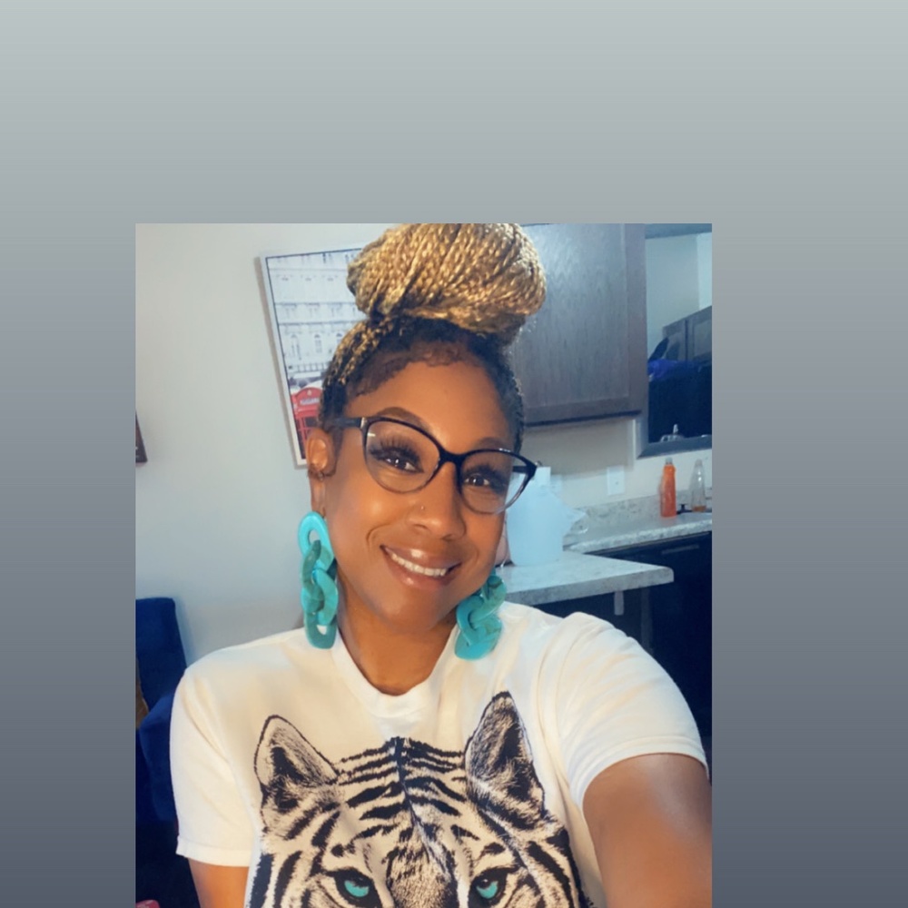 Meet your Posher, Kyla